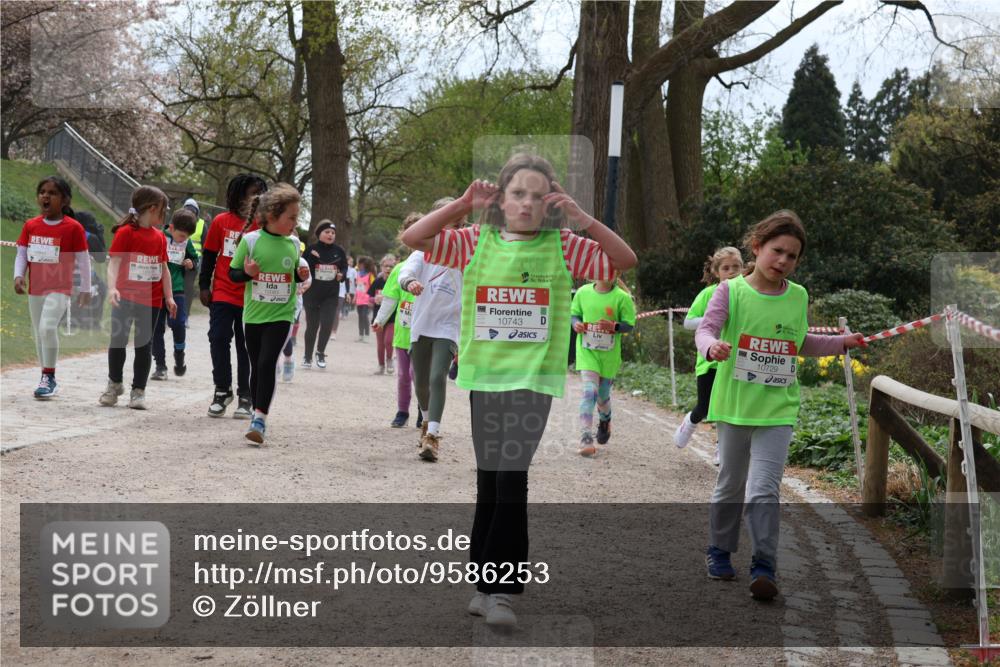 25.04.2026 - Das Zehntel Zöllner http://msf.ph/oto/9586253 25.04.2026 12:49:15 Laufen 12083, 10743, 10729 meine-sportfotos.de