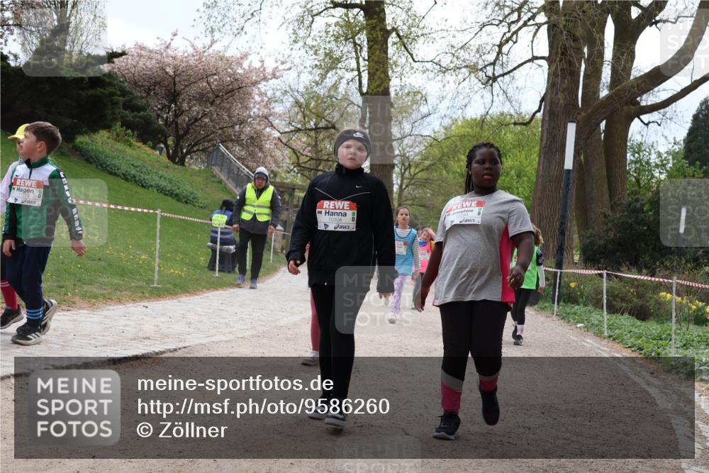 25.04.2026 - Das Zehntel Zöllner http://msf.ph/oto/9586260 25.04.2026 12:49:21 Laufen 11119, 10304, 0299 meine-sportfotos.de