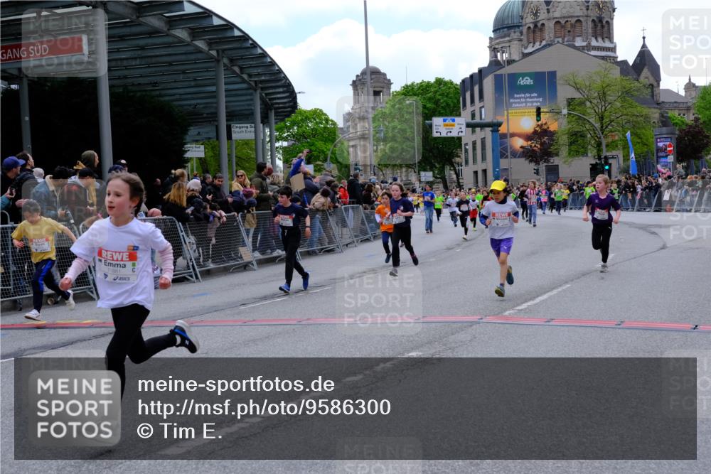 25.04.2026 - Das Zehntel Tim E. http://msf.ph/oto/9586300 25.04.2026 12:57:09 Ziel 10181, 10212, 10233, 10245, 10282, 10284, 10295, 10336, 10349, 10576, 10588, 10654, 10824, 10870, 11022, 11025, 11139, 11318, 11523, 11881, 12112, 12256, 12410, 12479, 12559, 12572, 12726, 12900 meine-sportfotos.de