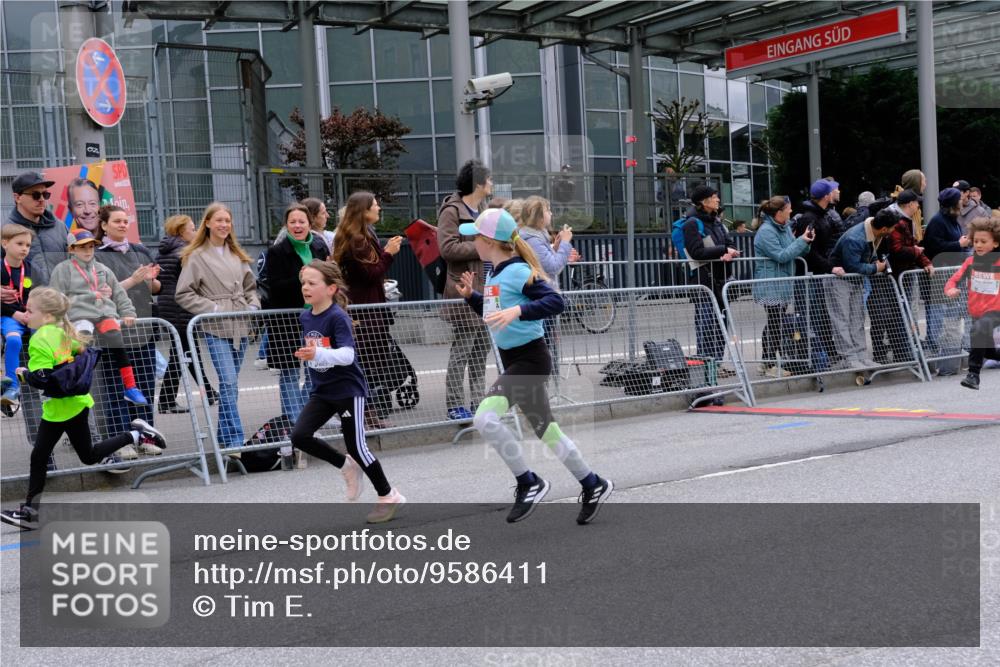25.04.2026 - Das Zehntel Tim E. http://msf.ph/oto/9586411 25.04.2026 12:57:15 Ziel 10013, 10021, 10181, 10212, 10349, 10469, 10500, 10576, 10588, 10782, 11111, 11117, 11318, 11879, 11881, 12410, 12559, 12572, 12582, 12649, 12672, 12715, 12718, 12733, 12766, 12848, 12900 meine-sportfotos.de