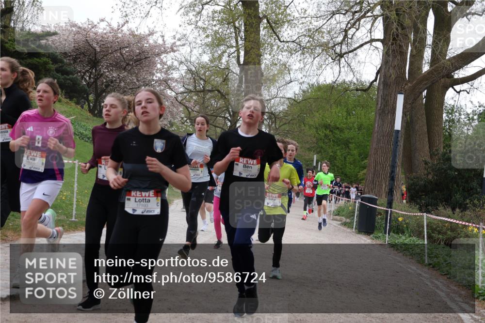 25.04.2026 - Das Zehntel Zöllner http://msf.ph/oto/9586724 25.04.2026 14:39:46 Laufen 16068, 17893, 16366 meine-sportfotos.de