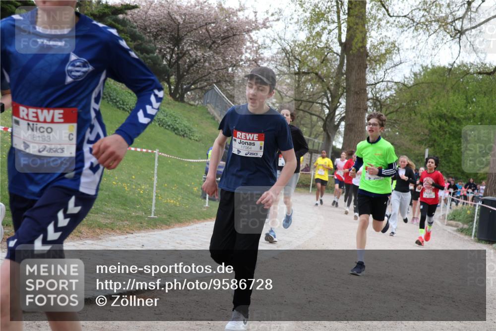 25.04.2026 - Das Zehntel Zöllner http://msf.ph/oto/9586728 25.04.2026 14:39:49 Laufen 18193, 177, 17064 meine-sportfotos.de