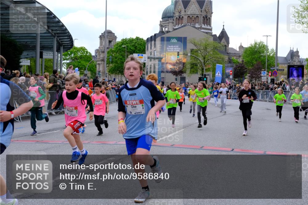 25.04.2026 - Das Zehntel Tim E. http://msf.ph/oto/9586840 25.04.2026 12:57:33 Ziel 10047, 10062, 10066, 10456, 10459, 10490, 10503, 10540, 10661, 10687, 10695, 10696, 10732, 10863, 10867, 10949, 10976, 11013, 11019, 11436, 11445, 11487, 11508, 11516, 11522, 11553, 11576, 11581, 11642, 11644, 11657, 11680, 11697, 11698, 11711, 11746, 11747, 11753, 11762, 11763, 11848, 11905, 11913, 12030, 12035, 12041, 12049, 12221, 12224, 12234, 12383, 12394, 12407, 12545, 12546, 12606, 12644, 12775, 12780, 12824, 12826 meine-sportfotos.de