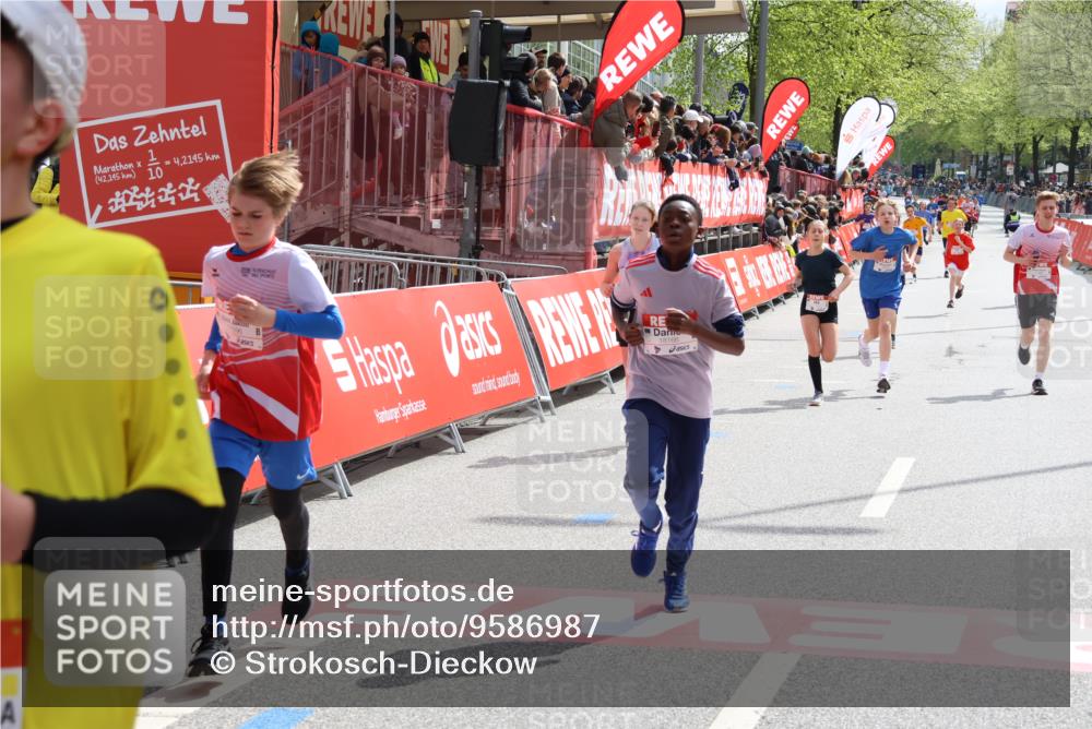 25.04.2026 - Das Zehntel Strokosch-Dieckow http://msf.ph/oto/9586987 25.04.2026 14:48:05 Ziel 15228, 15635, 17082, 17084, 17374, 17596, 17816, 18166, 18174, 18263, 15228, 15635, 17082, 17084, 17374, 17596, 17816, 18166, 18174, 18263 meine-sportfotos.de