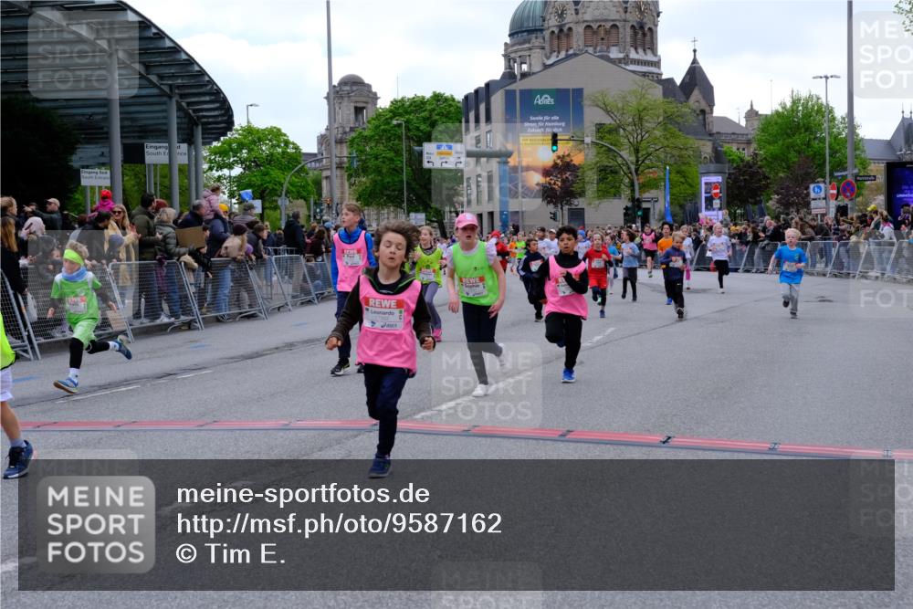 25.04.2026 - Das Zehntel Tim E. http://msf.ph/oto/9587162 25.04.2026 12:58:08 Ziel 10248, 10249, 10298, 10306, 10374, 10406, 10438, 10615, 10668, 10674, 10831, 10987, 11005, 11006, 11089, 11105, 11300, 11348, 11395, 11442, 11481, 11482, 11562, 11564, 11634, 11643, 11692, 11736, 11906, 11910, 11967, 11976, 11979, 11992, 11993, 11996, 11997, 12058, 12126, 12327, 12413, 12460, 12466, 12507, 12577, 12630, 12706, 12977, 12978, 12988 meine-sportfotos.de