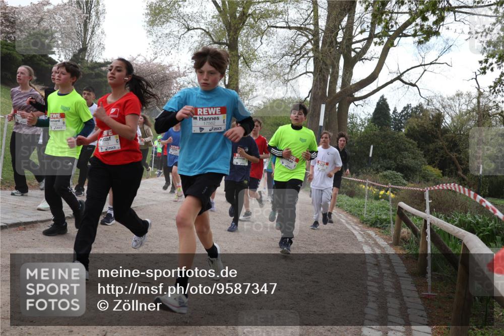 25.04.2026 - Das Zehntel Zöllner http://msf.ph/oto/9587347 25.04.2026 14:44:31 Laufen 17562 meine-sportfotos.de