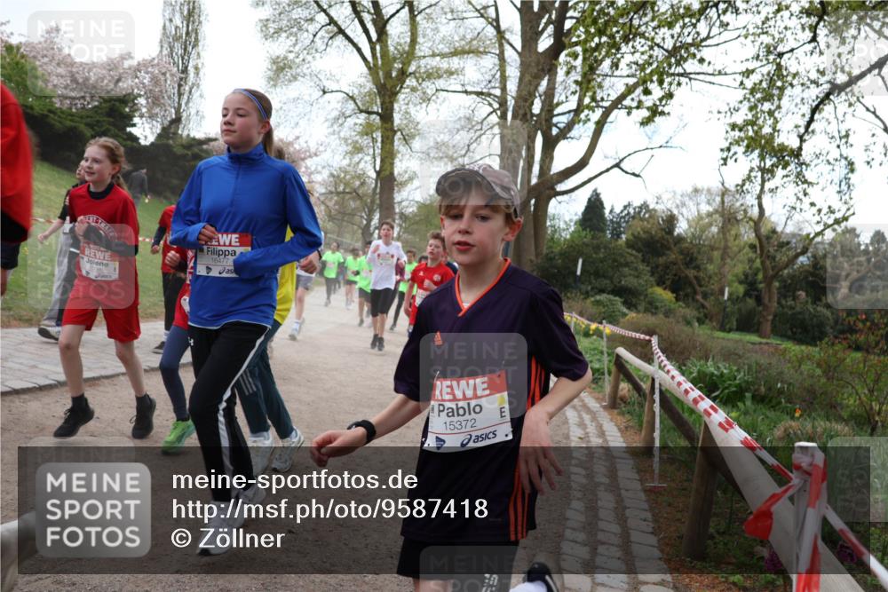 25.04.2026 - Das Zehntel Zöllner http://msf.ph/oto/9587418 25.04.2026 14:45:10 Laufen 16477, 15372 meine-sportfotos.de