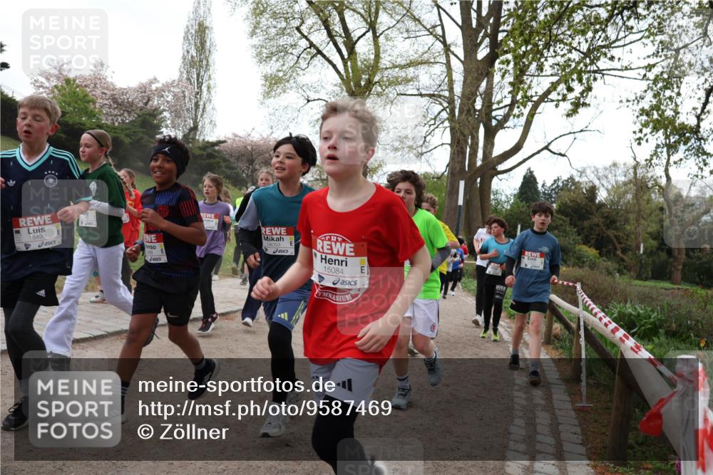 25.04.2026 - Das Zehntel Zöllner http://msf.ph/oto/9587469 25.04.2026 14:45:35 Laufen 16490, 18053, 15084 meine-sportfotos.de