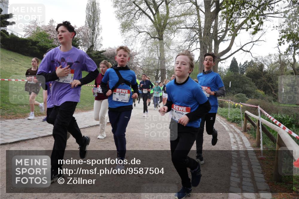 25.04.2026 - Das Zehntel Zöllner http://msf.ph/oto/9587504 25.04.2026 14:45:53 Laufen 5054, 17828, 17821 meine-sportfotos.de