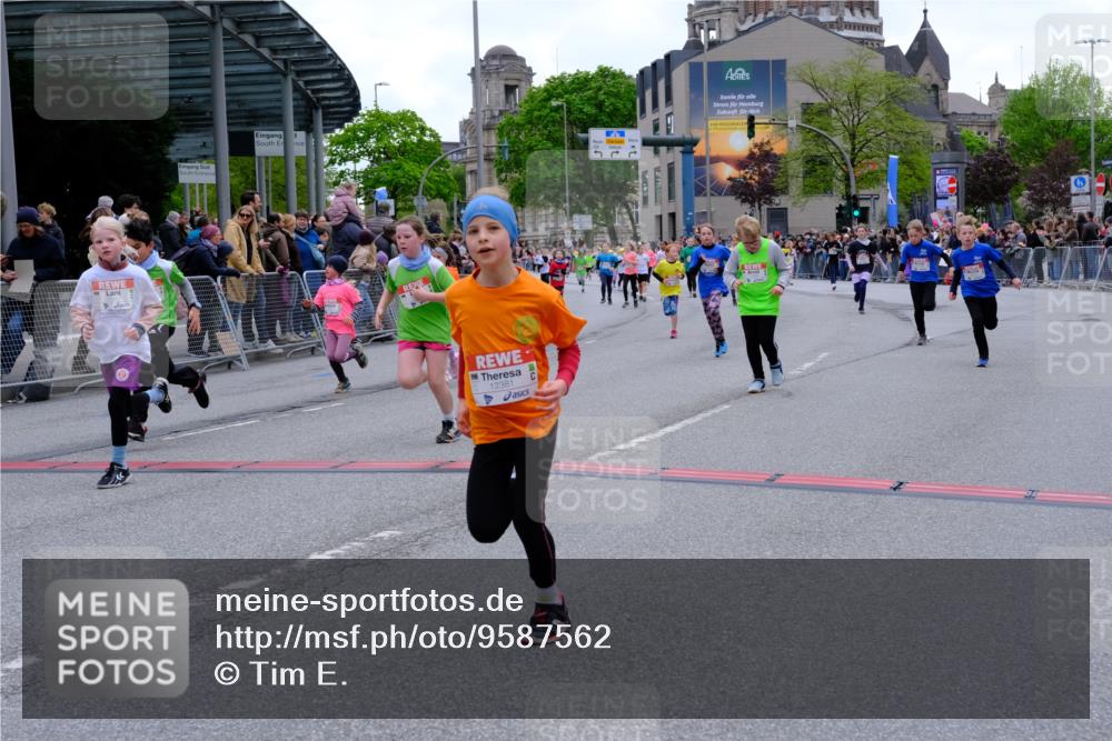 25.04.2026 - Das Zehntel Tim E. http://msf.ph/oto/9587562 25.04.2026 12:58:55 Ziel 10074, 10247, 10479, 10522, 10524, 10598, 11009, 11123, 11188, 11328, 11329, 11374, 11411, 11417, 12038, 12182, 12209, 12246, 12381, 12943 meine-sportfotos.de