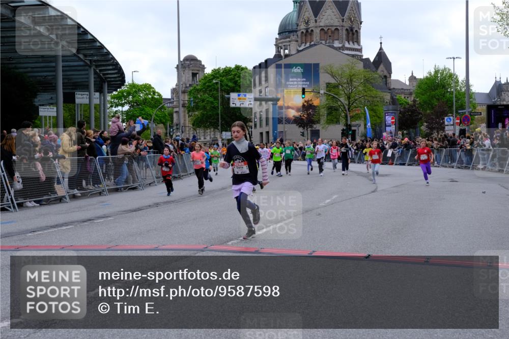 25.04.2026 - Das Zehntel Tim E. http://msf.ph/oto/9587598 25.04.2026 12:59:00 Ziel 10074, 10250, 10251, 10479, 10522, 10524, 10598, 11009, 11090, 11102, 11150, 11197, 11328, 11329, 11374, 11417, 11940, 12182, 12209, 12239, 12243, 12246, 12381, 12615, 12943, 12975 meine-sportfotos.de