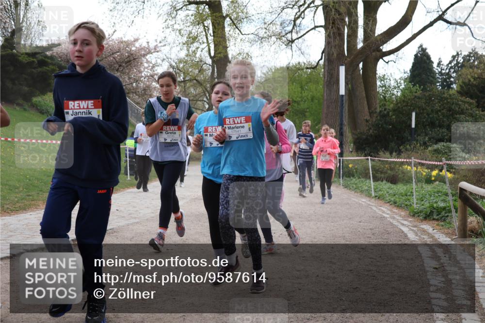25.04.2026 - Das Zehntel Zöllner http://msf.ph/oto/9587614 25.04.2026 14:46:56 Laufen 16745, 17541 meine-sportfotos.de