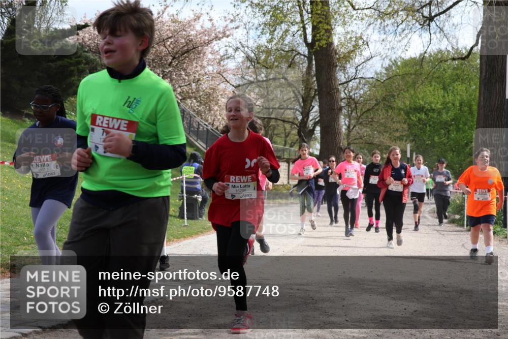 25.04.2026 - Das Zehntel Zöllner http://msf.ph/oto/9587748 25.04.2026 14:48:42 Laufen 15613, 15299 meine-sportfotos.de