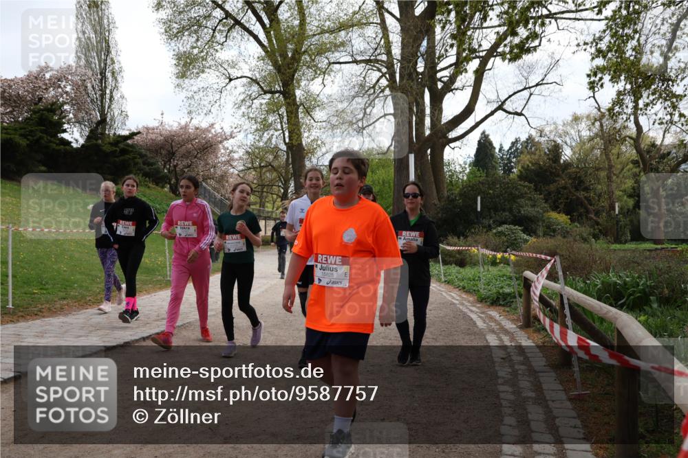 25.04.2026 - Das Zehntel Zöllner http://msf.ph/oto/9587757 25.04.2026 14:48:49 Laufen 15826 meine-sportfotos.de