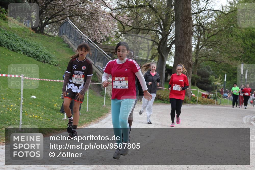 25.04.2026 - Das Zehntel Zöllner http://msf.ph/oto/9587805 25.04.2026 14:49:58 Laufen 30, 15294 meine-sportfotos.de