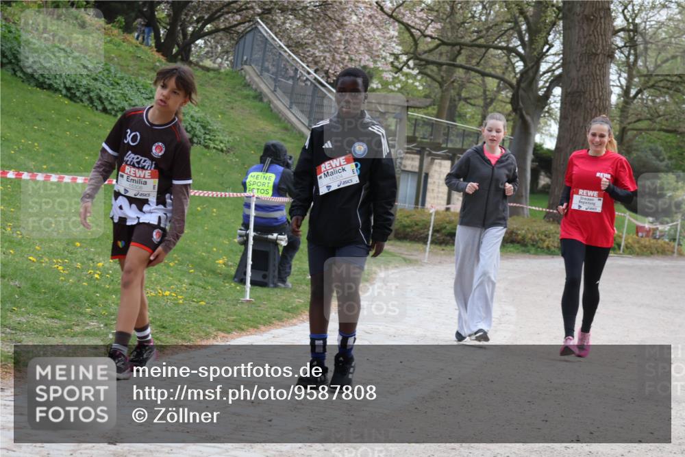 25.04.2026 - Das Zehntel Zöllner http://msf.ph/oto/9587808 25.04.2026 14:50:00 Laufen 30, 15308, 15304 meine-sportfotos.de