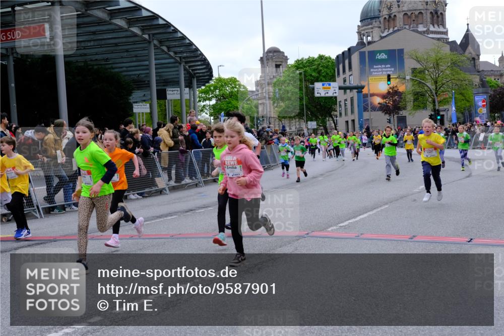 25.04.2026 - Das Zehntel Tim E. http://msf.ph/oto/9587901 25.04.2026 12:59:40 Ziel 10341, 10625, 10865, 10866, 10872, 11356, 11432, 11486, 11601, 11655, 11724, 11726, 11732, 11740, 11796, 11823, 11867, 12020, 12089, 12127, 12142, 12158, 12198, 12206, 12231, 12255, 12341, 12622, 12625, 12651, 12853, 12854, 12869, 12979 meine-sportfotos.de