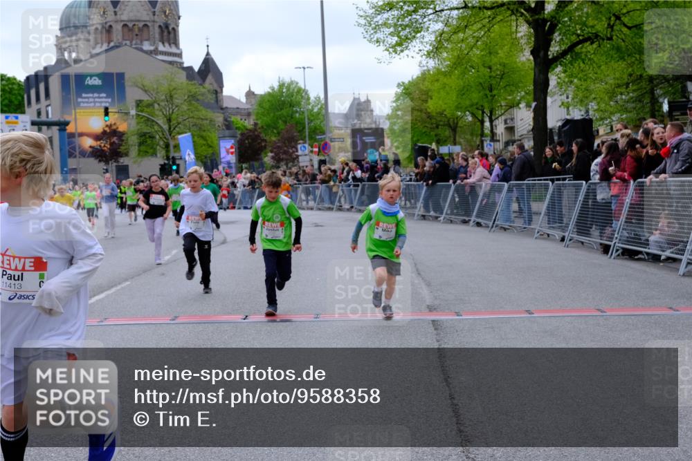 25.04.2026 - Das Zehntel Tim E. http://msf.ph/oto/9588358 25.04.2026 13:02:04 Ziel 10182, 10204, 10647, 10697, 10924, 10939, 11112, 11218, 11239, 11321, 11335, 11385, 11391, 11413, 11414, 11416, 11485, 11529, 11594, 11595, 11621, 11630, 11797, 12062, 12063, 12069, 12074, 12085, 12185, 12358, 12488, 12910, 12914, 13022, 13023 meine-sportfotos.de