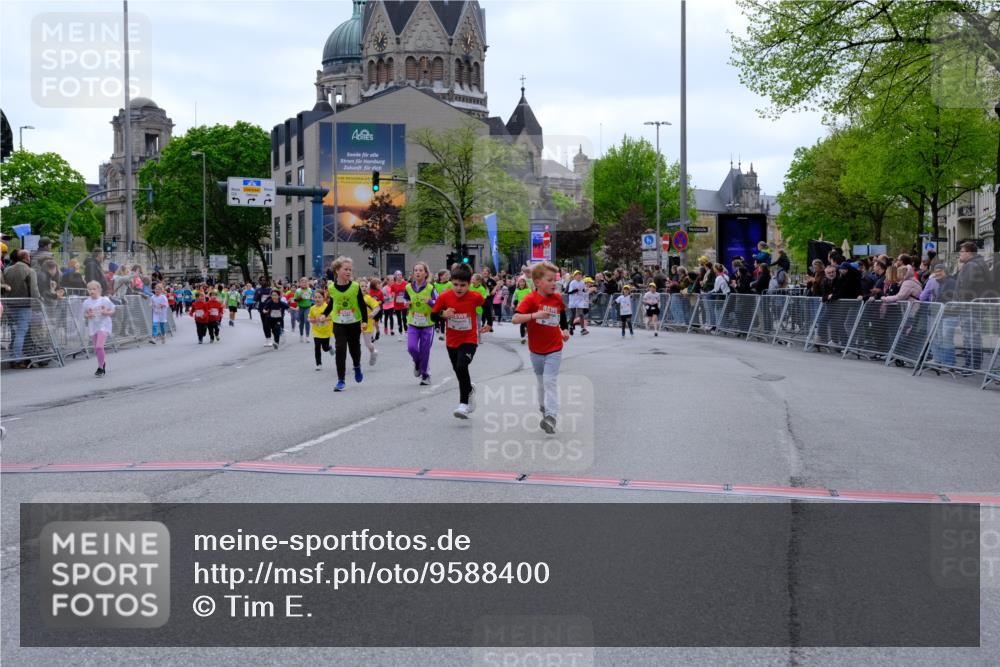 25.04.2026 - Das Zehntel Tim E. http://msf.ph/oto/9588400 25.04.2026 13:02:16 Ziel 10063, 10073, 10075, 10227, 10664, 10692, 10699, 10740, 10758, 10759, 10913, 10918, 11594, 11891, 11964, 11978, 12077, 12079, 12081, 12117, 12229, 12244, 12333, 12334, 12339, 12358, 12473, 12508, 12509, 12652, 12679, 12711 meine-sportfotos.de
