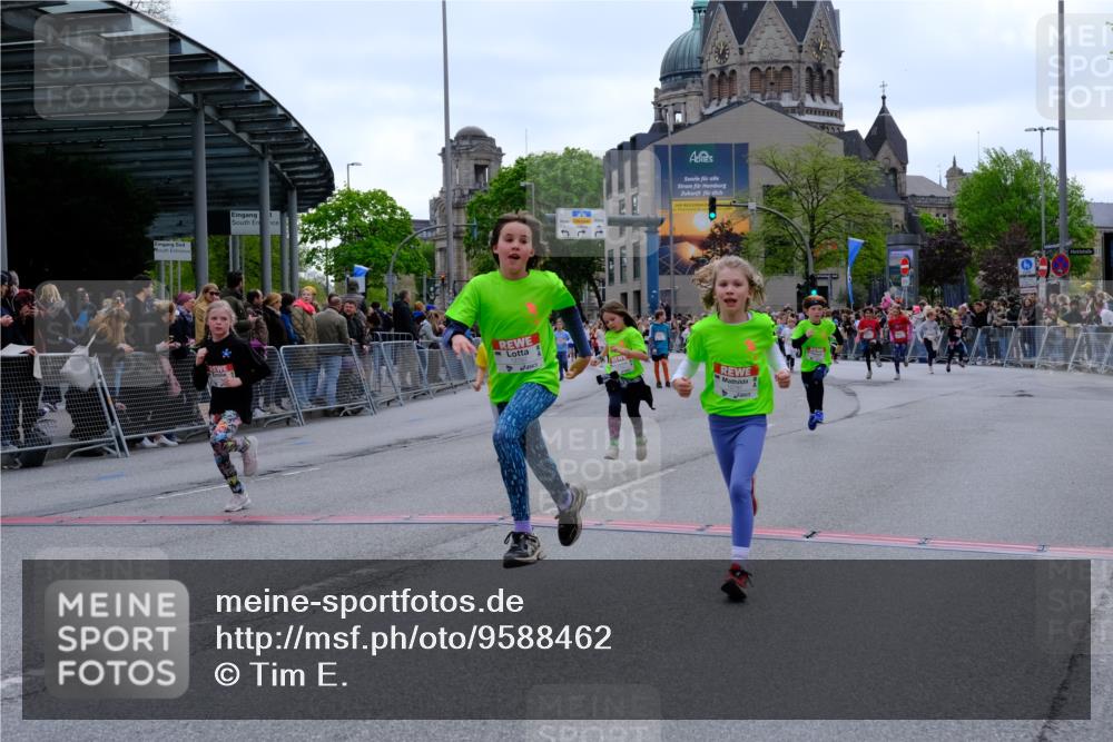 25.04.2026 - Das Zehntel Tim E. http://msf.ph/oto/9588462 25.04.2026 13:02:36 Ziel 10046, 10050, 10435, 10934, 10970, 11215, 11437, 11725, 12132, 12265, 12279, 12286, 12296, 12475, 12503, 12521, 12659, 12760, 12787, 12792, 12864, 12875 meine-sportfotos.de