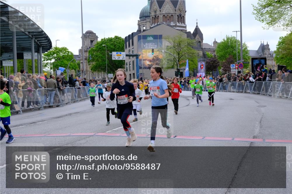 25.04.2026 - Das Zehntel Tim E. http://msf.ph/oto/9588487 25.04.2026 13:02:45 Ziel 10150, 10151, 10156, 10158, 10275, 10276, 10685, 10689, 10701, 10703, 10752, 10853, 10993, 11215, 11217, 11248, 11251, 11469, 12104, 12106, 12279, 12595, 12636, 12850, 12867, 12997 meine-sportfotos.de