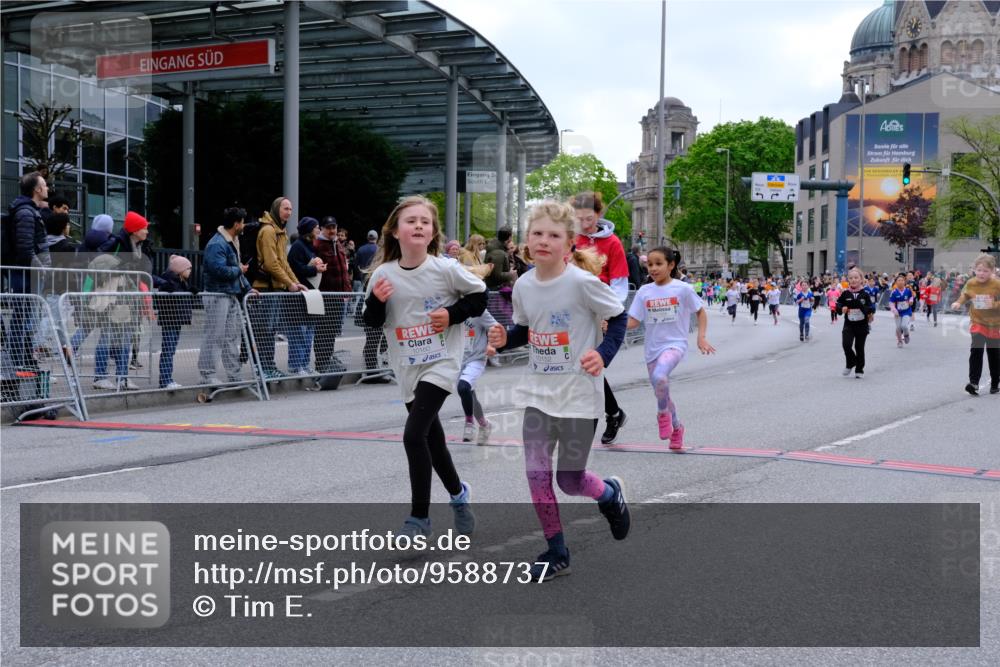25.04.2026 - Das Zehntel Tim E. http://msf.ph/oto/9588737 25.04.2026 13:04:04 Ziel 10126, 10152, 10160, 10339, 10340, 10354, 10541, 10678, 10683, 11107, 11113, 11908, 12066, 12261, 12290, 12391, 12589, 12593 meine-sportfotos.de