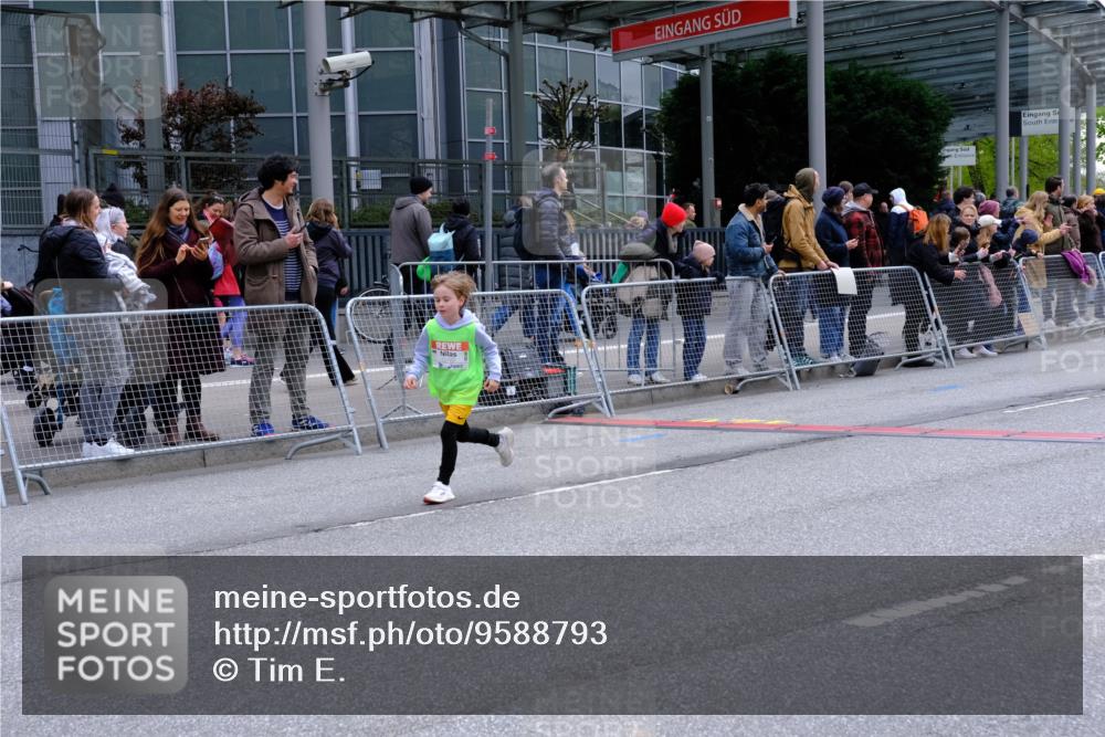 25.04.2026 - Das Zehntel Tim E. http://msf.ph/oto/9588793 25.04.2026 13:04:29 Ziel 10019, 10023, 10024, 10382, 10402, 10722, 10750, 10825, 10932, 10943, 11366, 11410, 11426, 11535, 11591 meine-sportfotos.de
