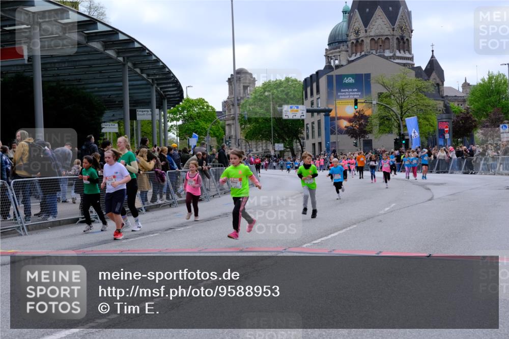 25.04.2026 - Das Zehntel Tim E. http://msf.ph/oto/9588953 25.04.2026 13:05:09 Ziel 10055, 10069, 10128, 10131, 10218, 10437, 10662, 11046, 11050, 11570, 11617, 11931, 12483, 12531, 12578, 12940 meine-sportfotos.de