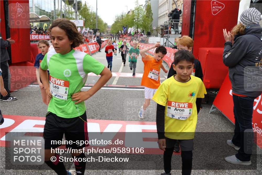 25.04.2026 - Das Zehntel Strokosch-Dieckow http://msf.ph/oto/9589106 25.04.2026 12:54:22 Ziel 10236, 10356, 10361, 10601, 10638, 10704, 10708, 10974, 11671, 11883, 12184, 12200, 12203, 12322, 12370, 12901, 12909, 10236, 10356, 10361, 10601, 10638, 10704, 10708, 10974, 11671, 11883, 12184, 12200, 12203, 12322, 12370, 12901, 12909 meine-sportfotos.de
