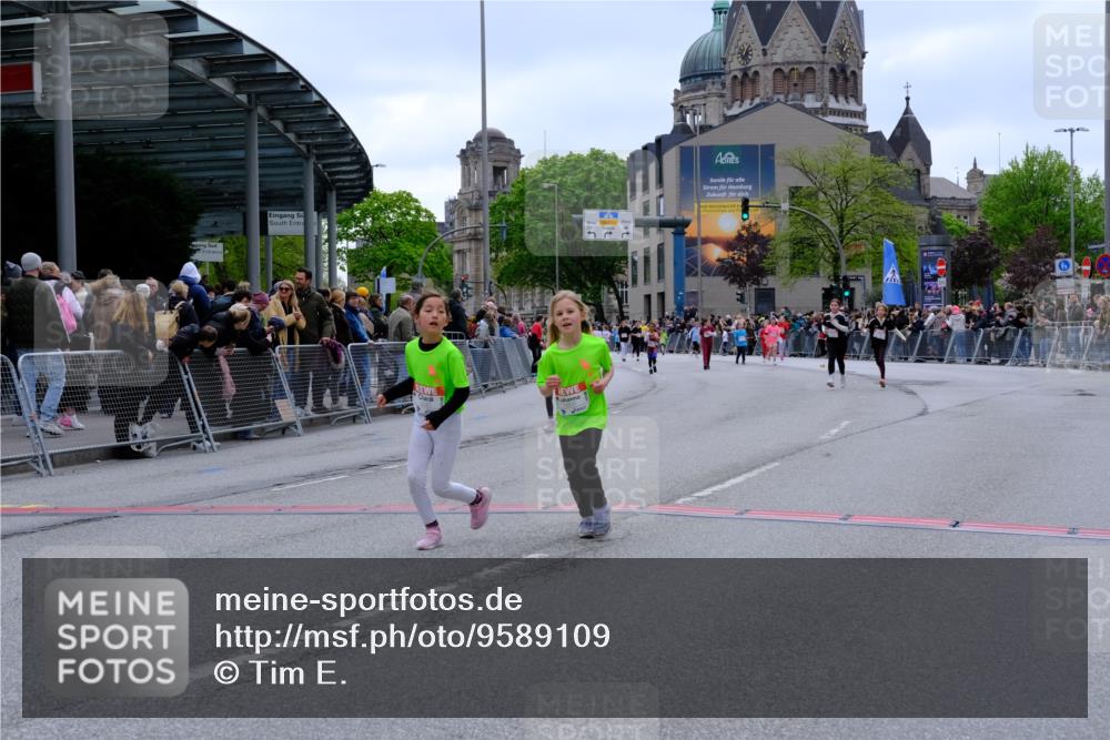 25.04.2026 - Das Zehntel Tim E. http://msf.ph/oto/9589109 25.04.2026 13:05:37 Ziel 10070, 10071, 10072, 10133, 10135, 11304, 11319, 11360, 11546, 12493, 12516, 12631, 12640 meine-sportfotos.de