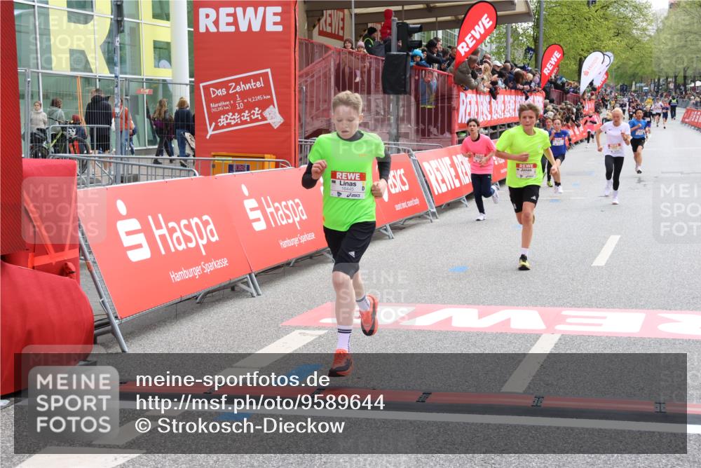 25.04.2026 - Das Zehntel Strokosch-Dieckow http://msf.ph/oto/9589644 25.04.2026 14:49:19 Ziel 15131, 15137, 16066, 16445, 16689, 16798, 17421, 17763, 18210, 18233, 15131, 15137, 16066, 16445, 16689, 16798, 17421, 17763, 18210, 18233 meine-sportfotos.de