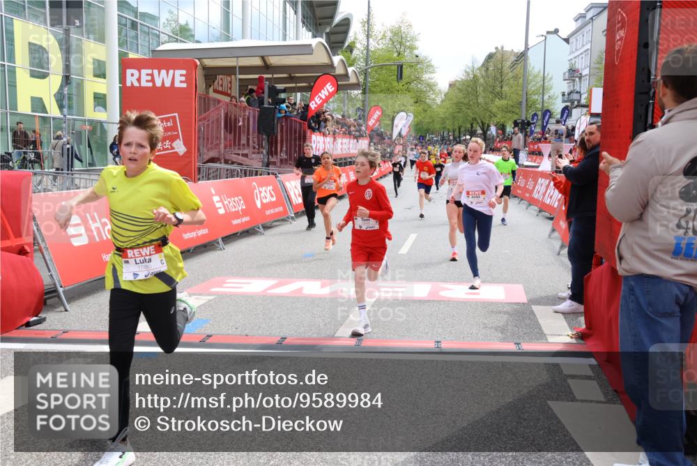 25.04.2026 - Das Zehntel Strokosch-Dieckow http://msf.ph/oto/9589984 25.04.2026 14:49:53 Ziel 15648, 15892, 15983, 16593, 16766, 17075, 17078, 17080, 17478, 17774, 17880, 17938, 18180, 18183, 18280, 15648, 15892, 15983, 16593, 16766, 17075, 17078, 17080, 17478, 17774, 17880, 17938, 18180, 18183, 18280 meine-sportfotos.de