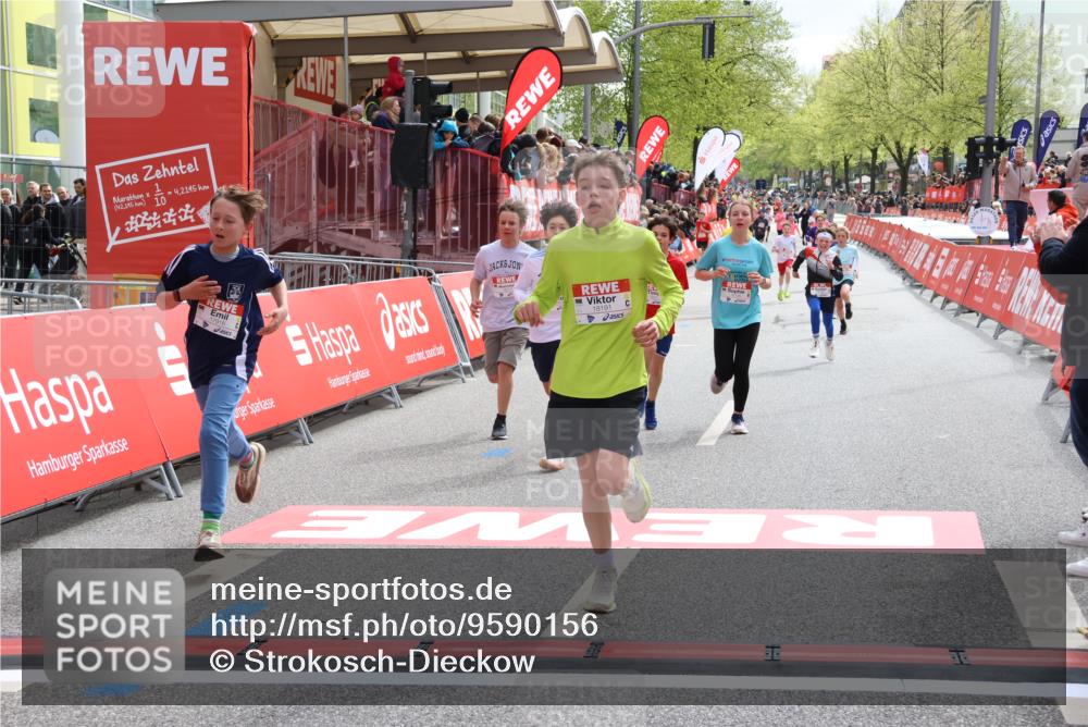25.04.2026 - Das Zehntel Strokosch-Dieckow http://msf.ph/oto/9590156 25.04.2026 14:50:13 Ziel 15147, 15236, 15287, 15621, 15788, 15834, 15980, 16062, 16067, 17163, 17417, 17916, 18007, 18191, 18199, 18217, 18238, 18320, 15147, 15236, 15287, 15621, 15788, 15834, 15980, 16062, 16067, 17163, 17417, 17916, 18007, 18191, 18199, 18217, 18238, 18320 meine-sportfotos.de