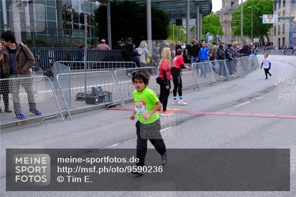 25.04.2026 - Das Zehntel Tim E. http://msf.ph/oto/9590236 25.04.2026 13:10:50 Ziel 10299, 10304, 10436, 11142, 11364, 11819, 12536 meine-sportfotos.de