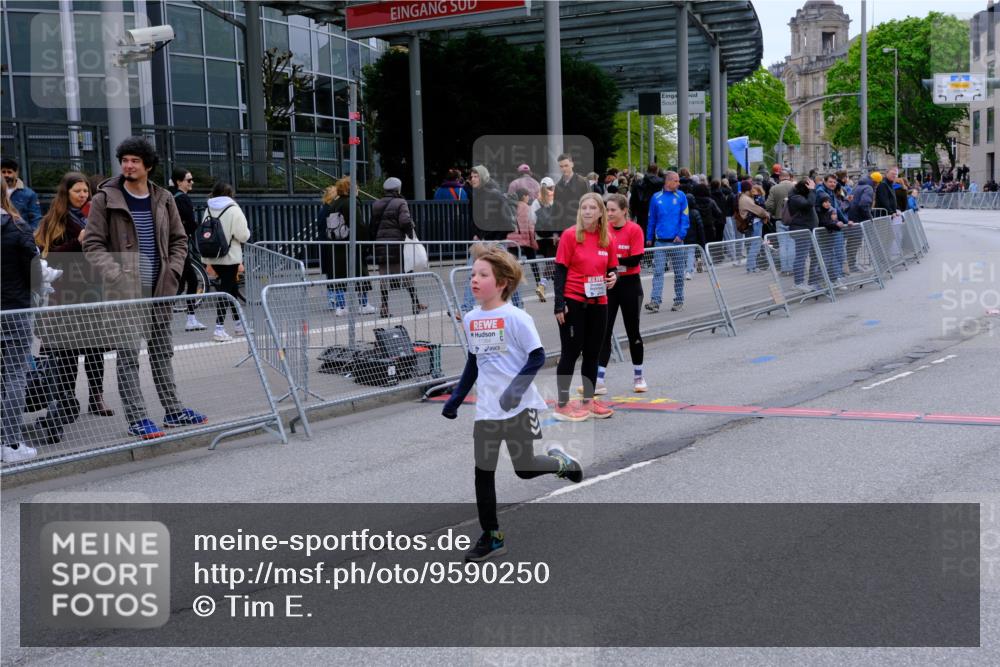 25.04.2026 - Das Zehntel Tim E. http://msf.ph/oto/9590250 25.04.2026 13:10:55 Ziel 11364, 12536 meine-sportfotos.de