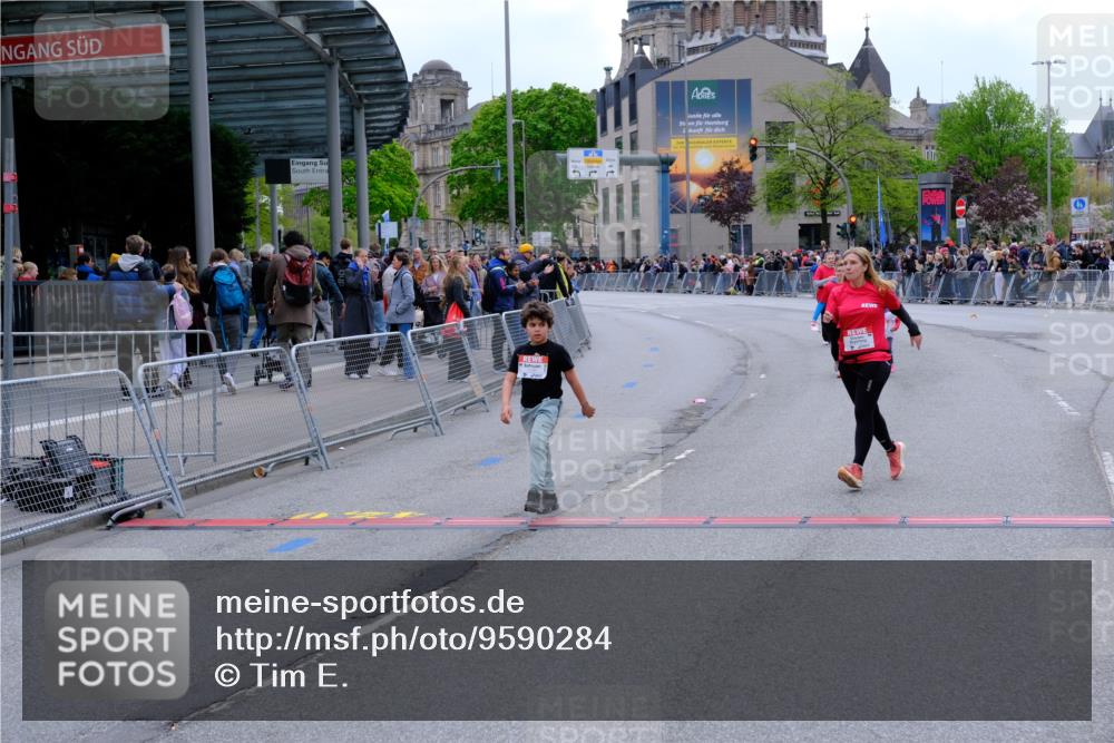 25.04.2026 - Das Zehntel Tim E. http://msf.ph/oto/9590284 25.04.2026 13:12:08 Ziel 11044, 11384 meine-sportfotos.de
