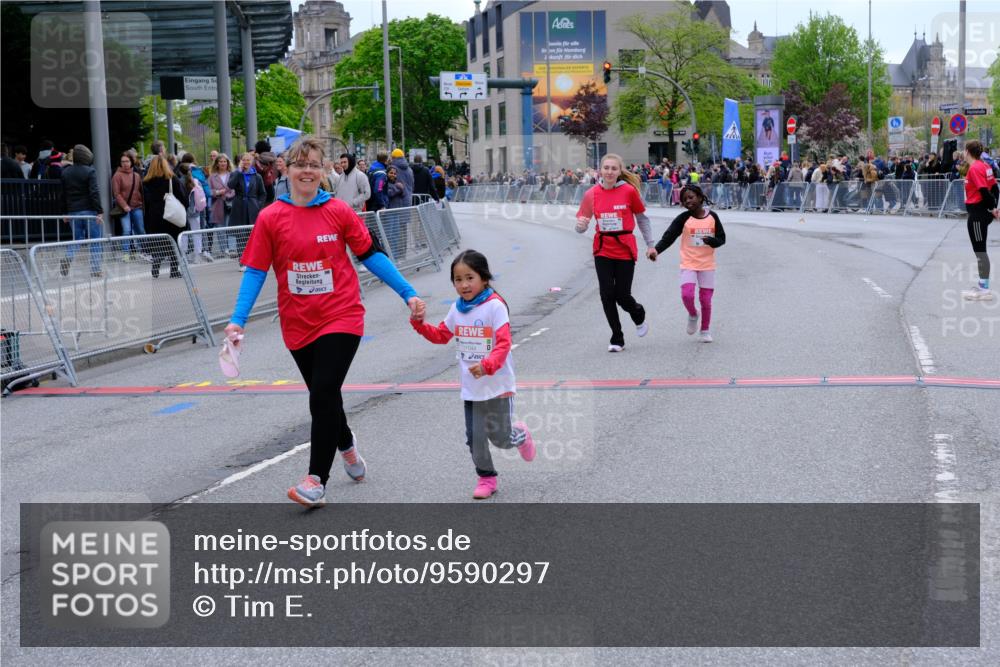25.04.2026 - Das Zehntel Tim E. http://msf.ph/oto/9590297 25.04.2026 13:12:15 Ziel 10323, 11044 meine-sportfotos.de