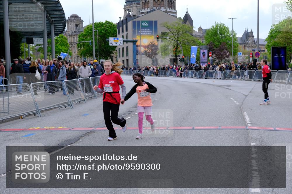 25.04.2026 - Das Zehntel Tim E. http://msf.ph/oto/9590300 25.04.2026 13:12:16 Ziel 10323, 11044 meine-sportfotos.de