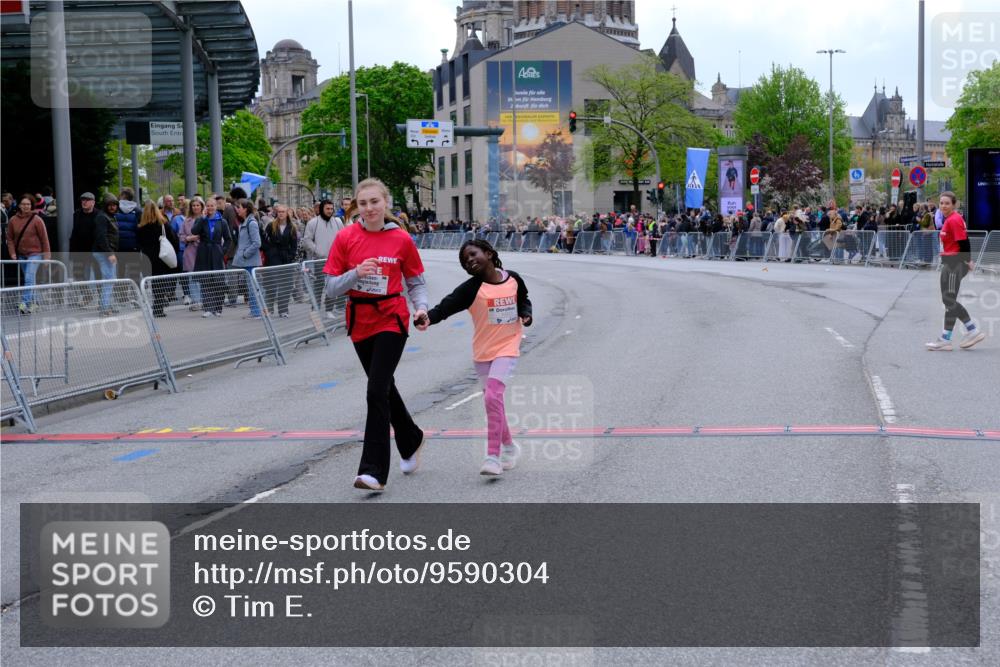 25.04.2026 - Das Zehntel Tim E. http://msf.ph/oto/9590304 25.04.2026 13:12:16 Ziel 10323, 11044 meine-sportfotos.de