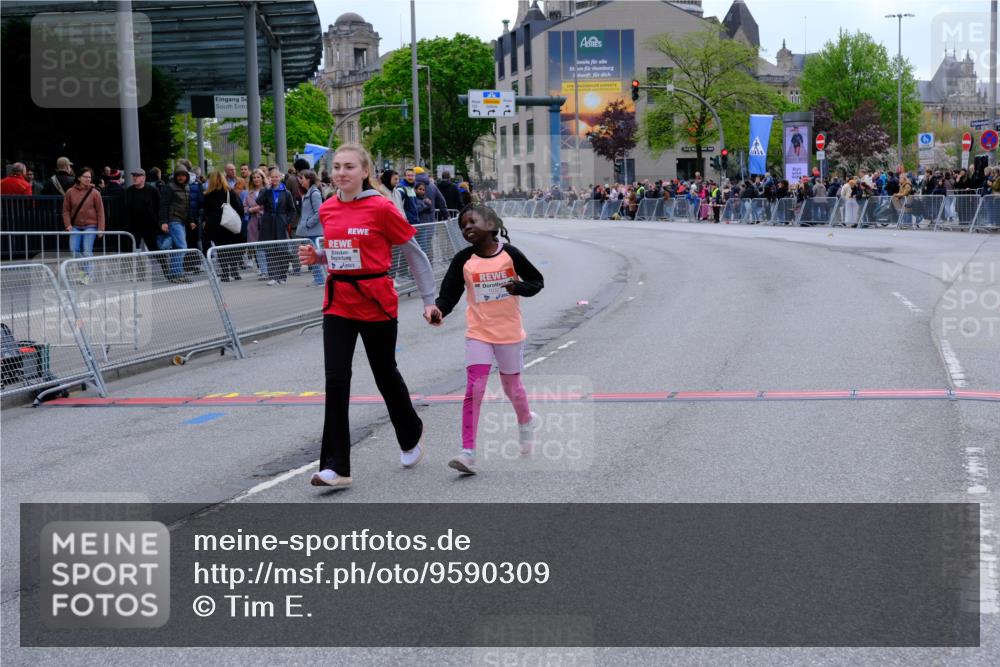 25.04.2026 - Das Zehntel Tim E. http://msf.ph/oto/9590309 25.04.2026 13:12:17 Ziel 10323, 11044 meine-sportfotos.de