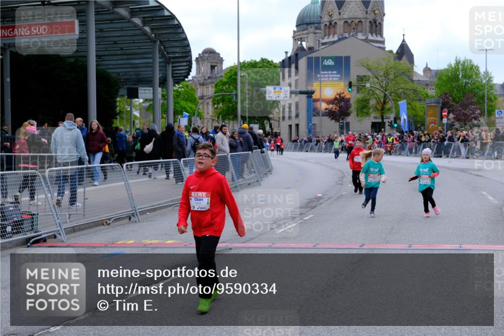 25.04.2026 - Das Zehntel Tim E. http://msf.ph/oto/9590334 25.04.2026 13:13:00 Ziel 12808, 12814, 12994 meine-sportfotos.de
