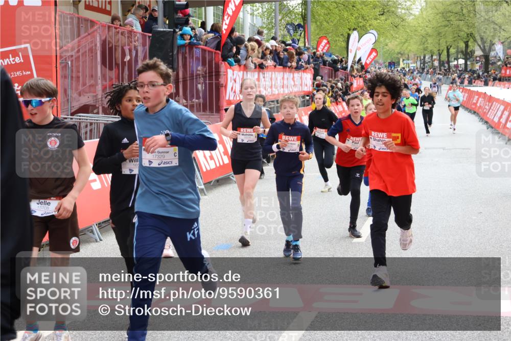 25.04.2026 - Das Zehntel Strokosch-Dieckow http://msf.ph/oto/9590361 25.04.2026 14:50:44 Ziel 15223, 15708, 16513, 16542, 16594, 16630, 16717, 16731, 16830, 16893, 16977, 17102, 17272, 17329, 17369, 17507, 17578, 18239, 15223, 15708, 16513, 16542, 16594, 16630, 16717, 16731, 16830, 16893, 16977, 17102, 17272, 17329, 17369, 17507, 17578, 18239 meine-sportfotos.de