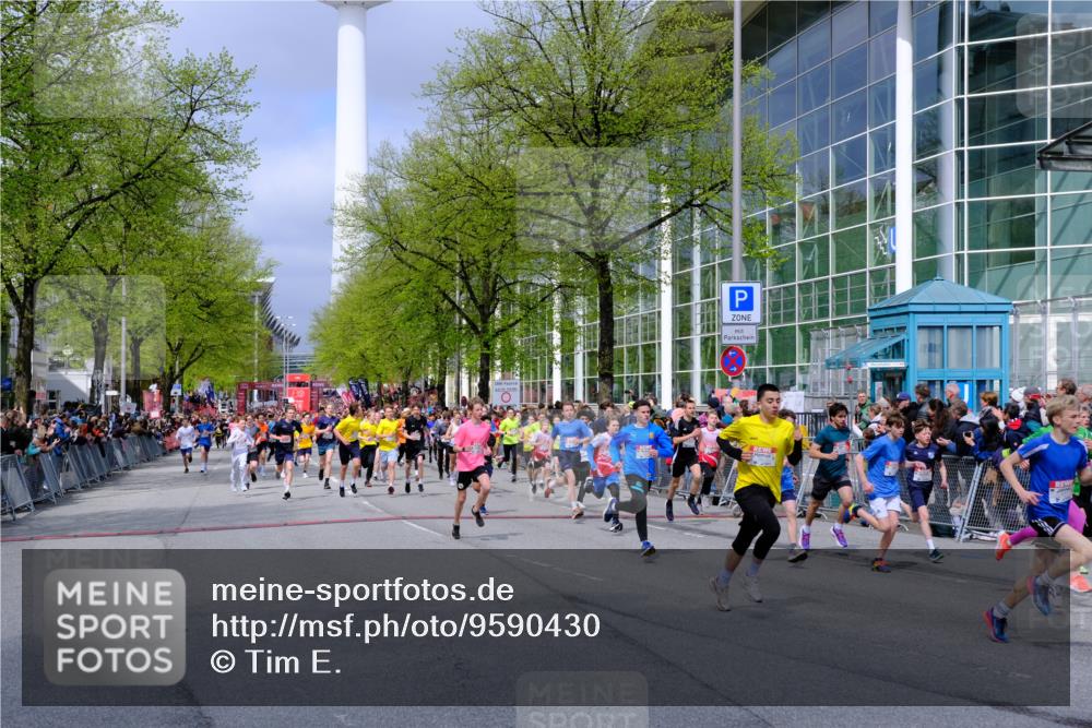 25.04.2026 - Das Zehntel Tim E. http://msf.ph/oto/9590430 25.04.2026 14:30:37 Ziel  meine-sportfotos.de