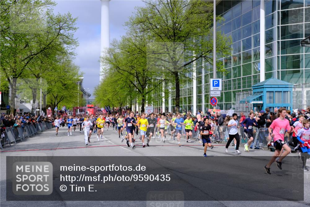 25.04.2026 - Das Zehntel Tim E. http://msf.ph/oto/9590435 25.04.2026 14:30:38 Ziel  meine-sportfotos.de