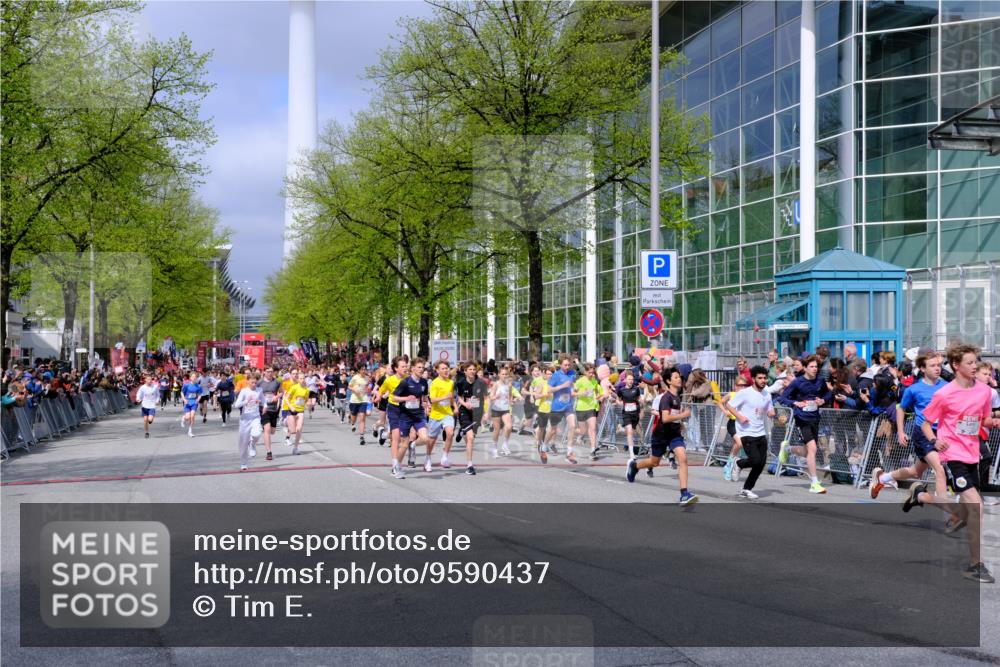 25.04.2026 - Das Zehntel Tim E. http://msf.ph/oto/9590437 25.04.2026 14:30:39 Ziel  meine-sportfotos.de