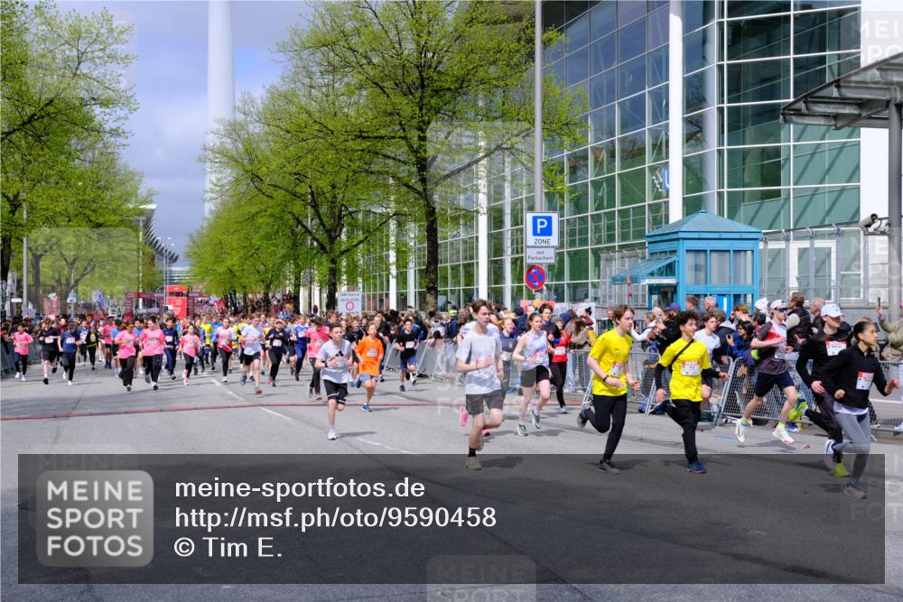 25.04.2026 - Das Zehntel Tim E. http://msf.ph/oto/9590458 25.04.2026 14:30:46 Ziel  meine-sportfotos.de