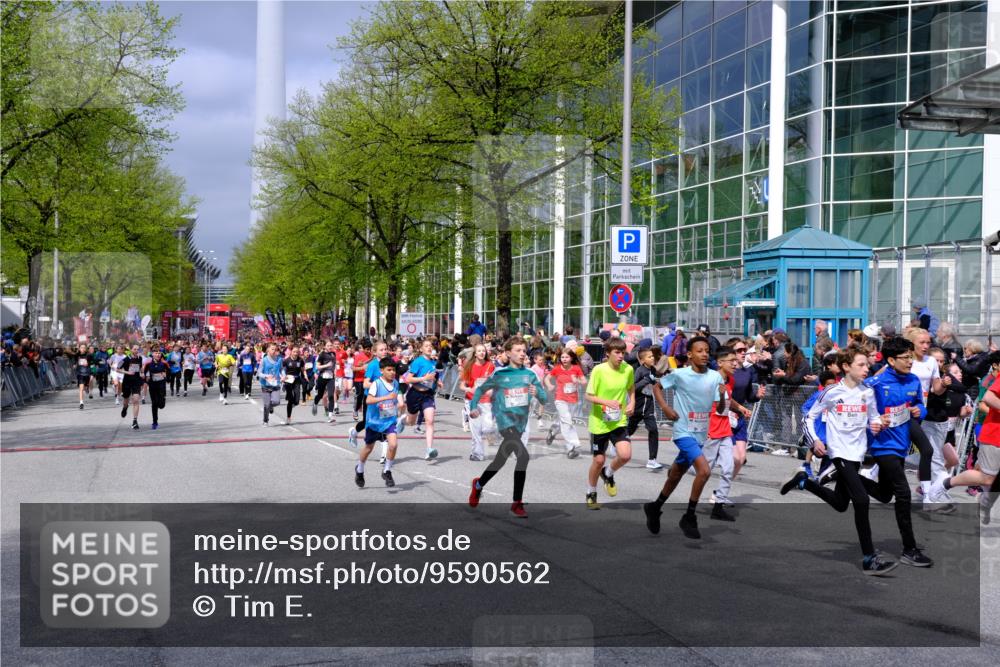 25.04.2026 - Das Zehntel Tim E. http://msf.ph/oto/9590562 25.04.2026 14:32:03 Ziel  meine-sportfotos.de