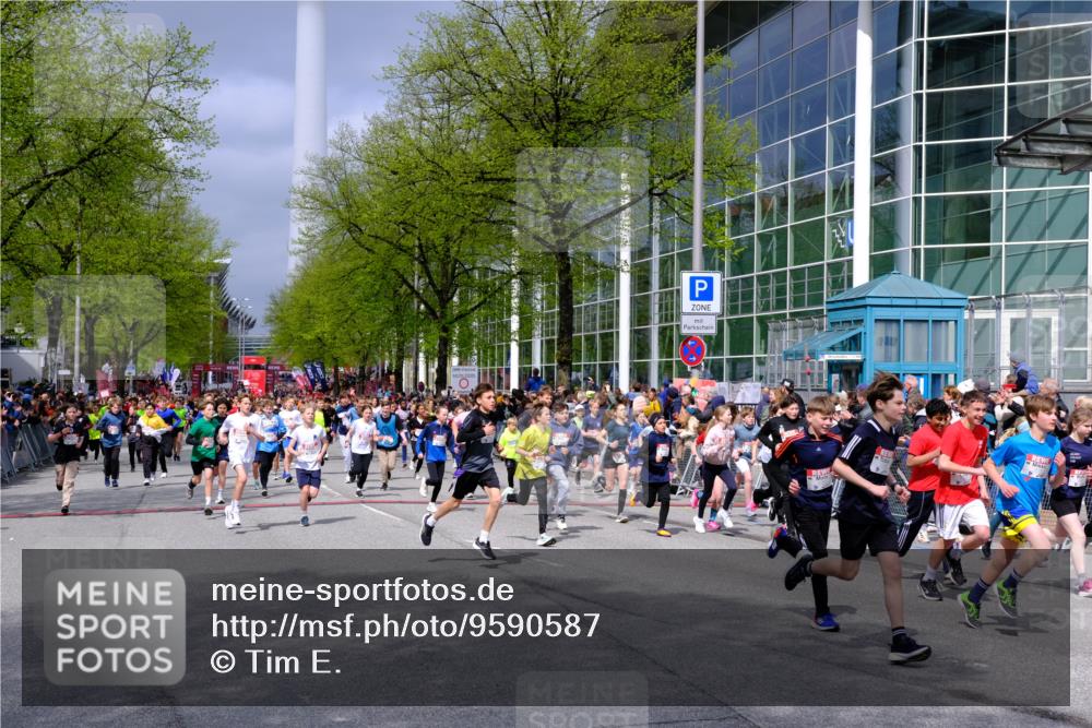 25.04.2026 - Das Zehntel Tim E. http://msf.ph/oto/9590587 25.04.2026 14:32:07 Ziel  meine-sportfotos.de