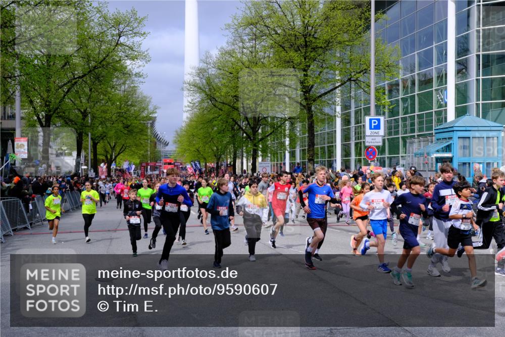 25.04.2026 - Das Zehntel Tim E. http://msf.ph/oto/9590607 25.04.2026 14:32:13 Ziel  meine-sportfotos.de