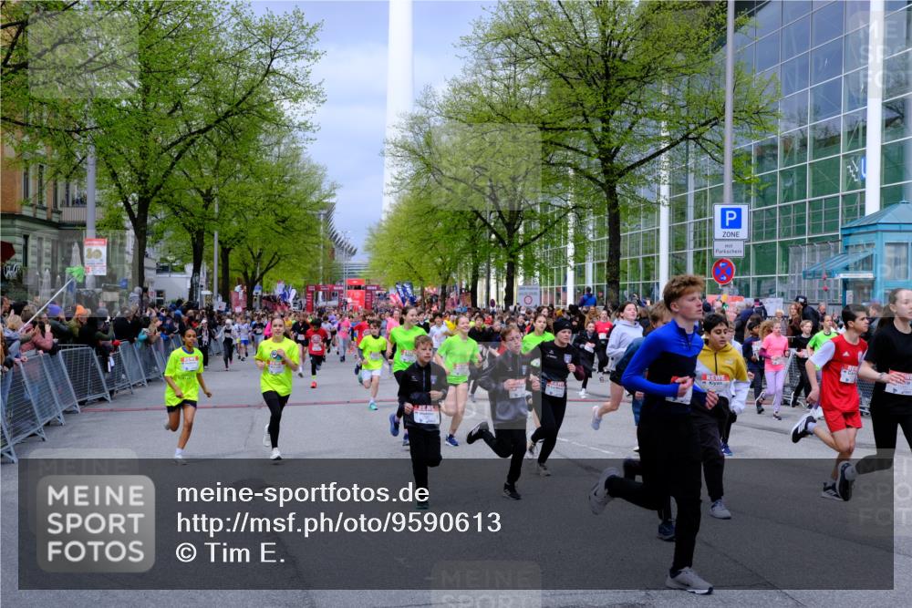 25.04.2026 - Das Zehntel Tim E. http://msf.ph/oto/9590613 25.04.2026 14:32:14 Ziel  meine-sportfotos.de